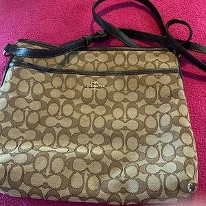 Coach 10x11 Brown
